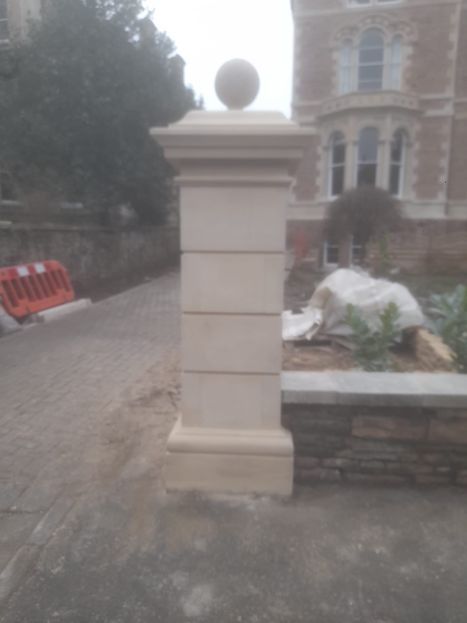 services-01 whatsapp-image-2025-03-06-at-121051-3